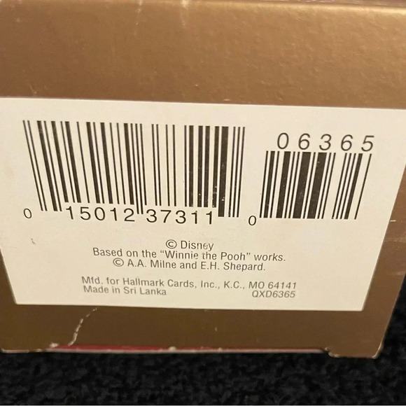 Vintage Hallmark 1997 Winnie the Pooh Piglet Waitin on Santa Christmas Ornament - Picture 2 of 8